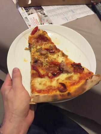 La Nuova Squisy Pizza